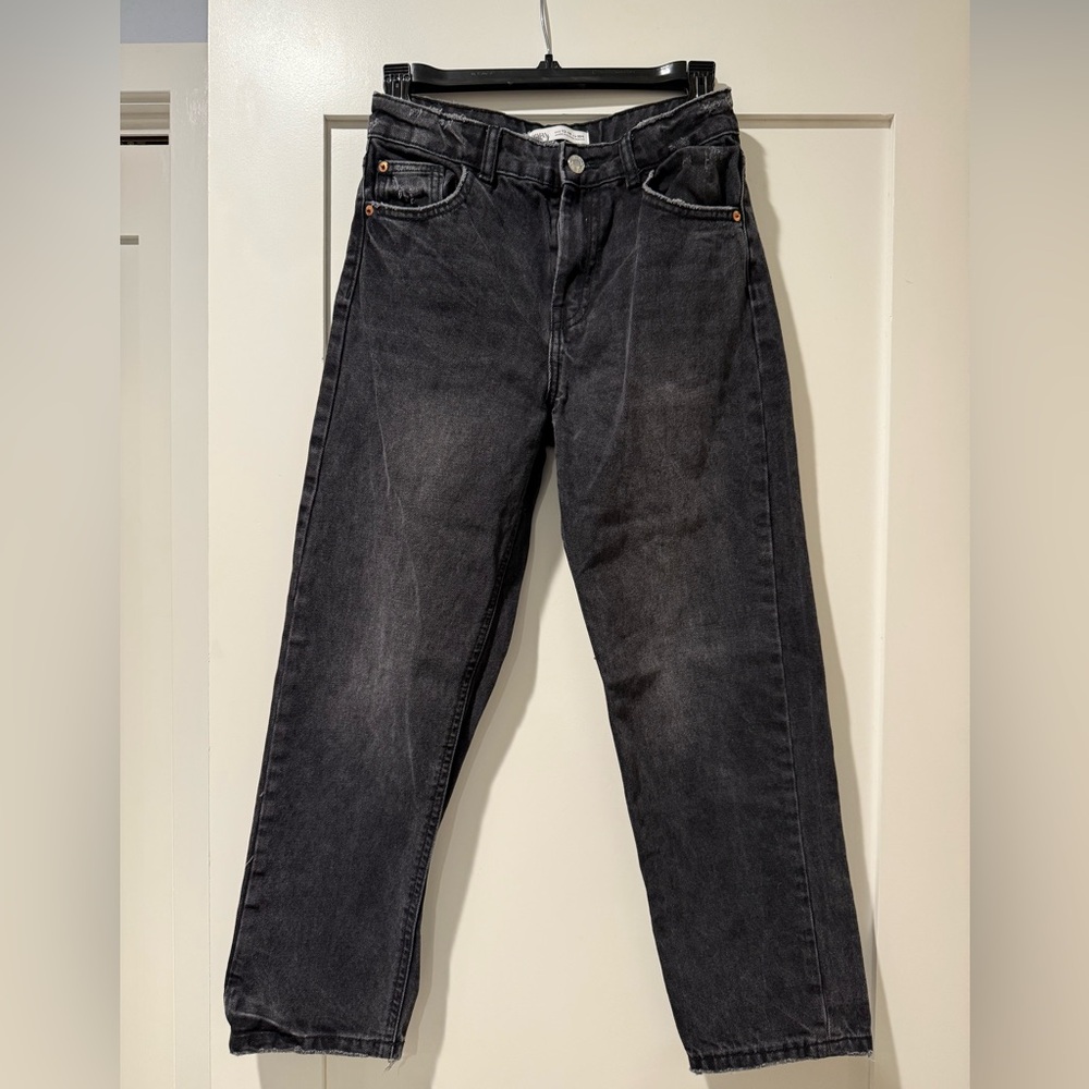 Zara girls jeans. Size 13-14. Black distressed wash.